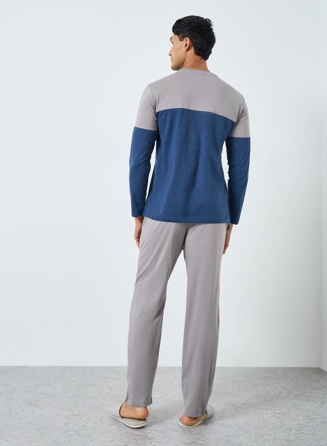 ستايلي طقم بيجاما من بنطال وتيشيرت بنمط كتل الالوان - Image 5